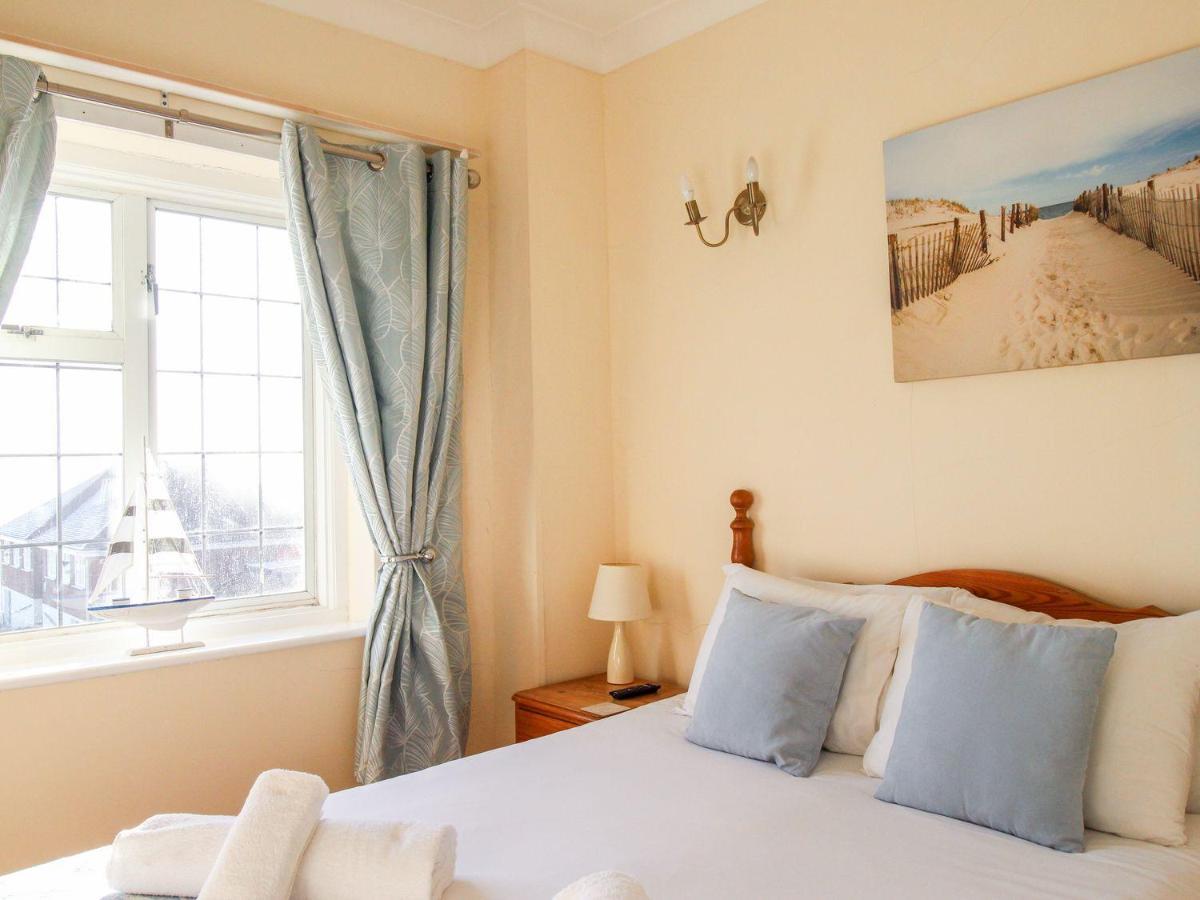 Ocean Watch 5 Apartamento Weymouth Exterior foto