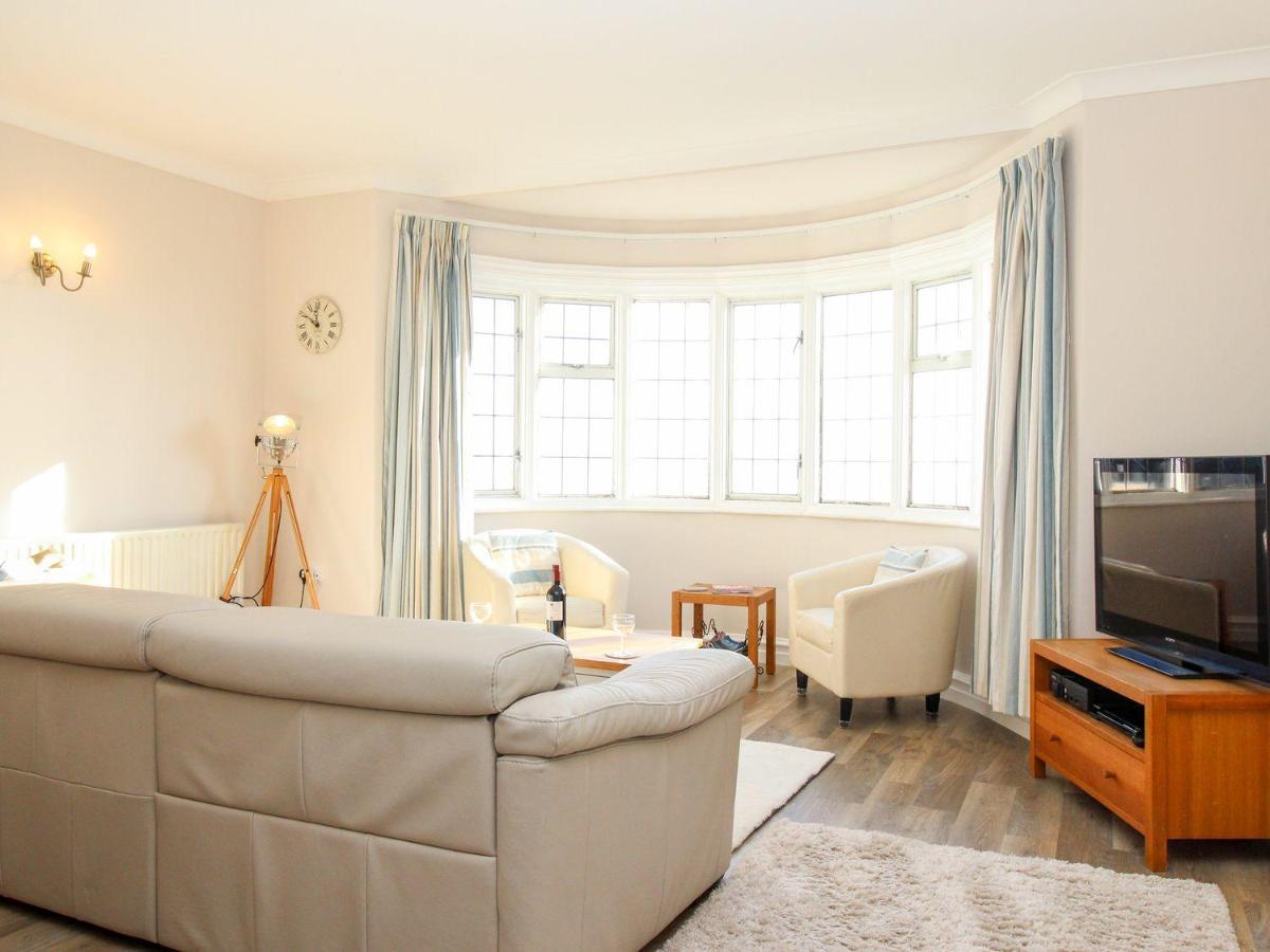 Ocean Watch 5 Apartamento Weymouth Exterior foto