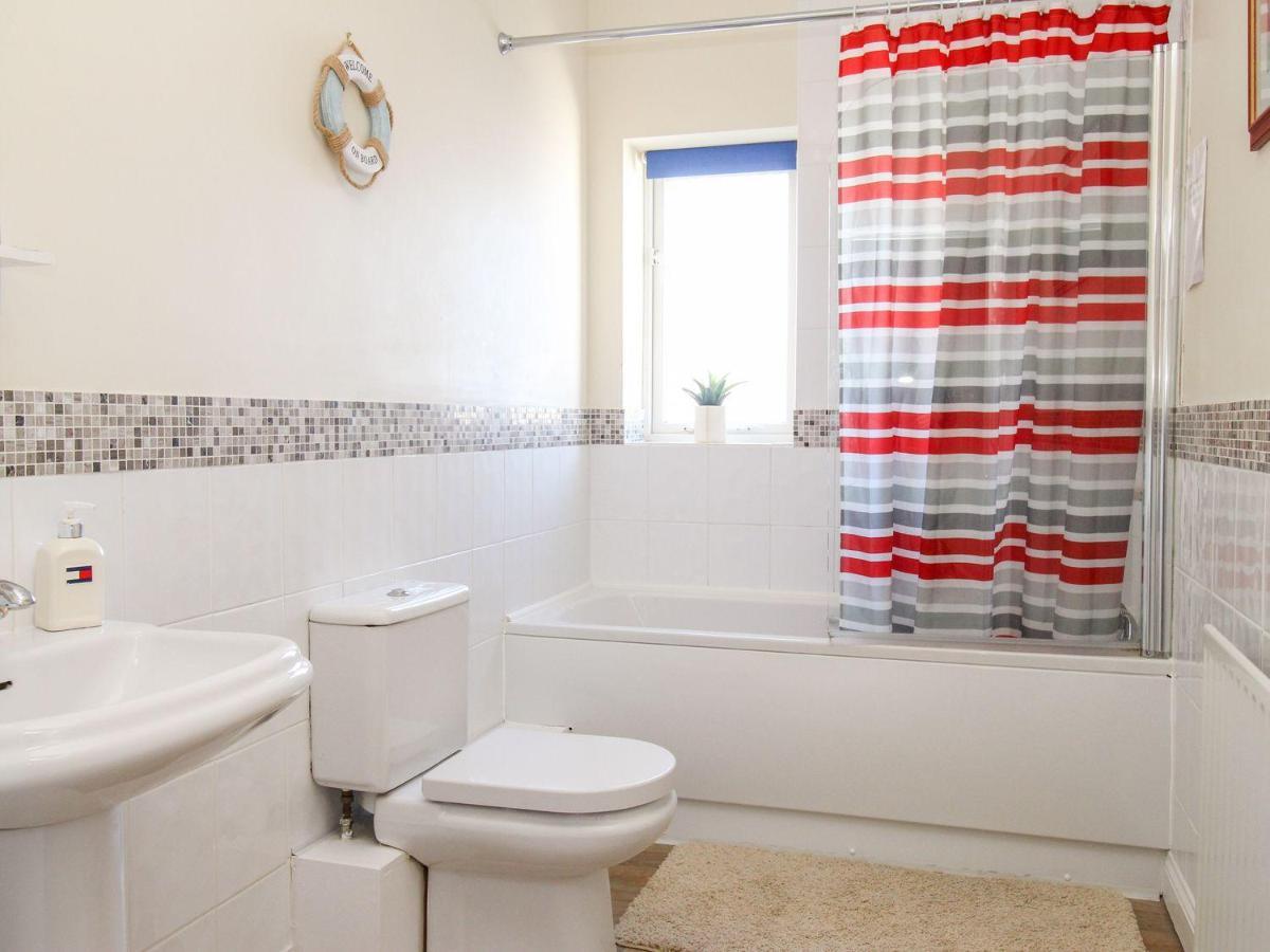 Ocean Watch 5 Apartamento Weymouth Exterior foto
